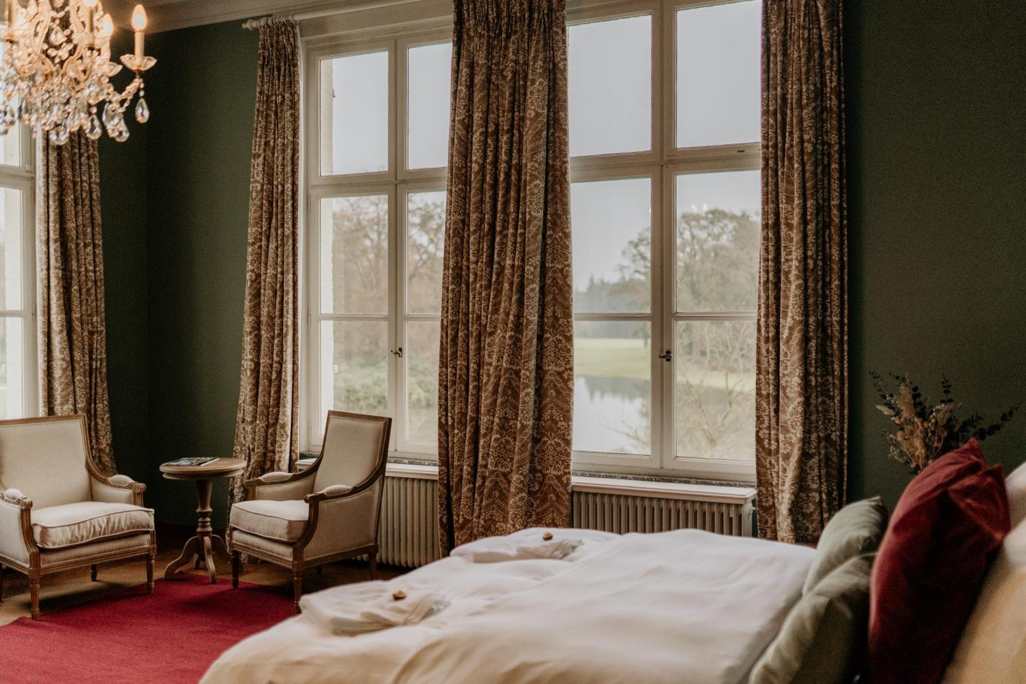 B&B Kasteel Den Tip 阿伦东克 外观 照片